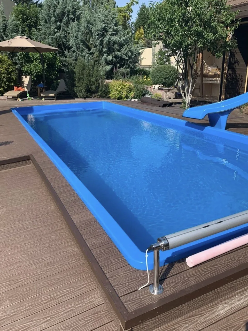 Laguna 9 установлен на участке в Бийске